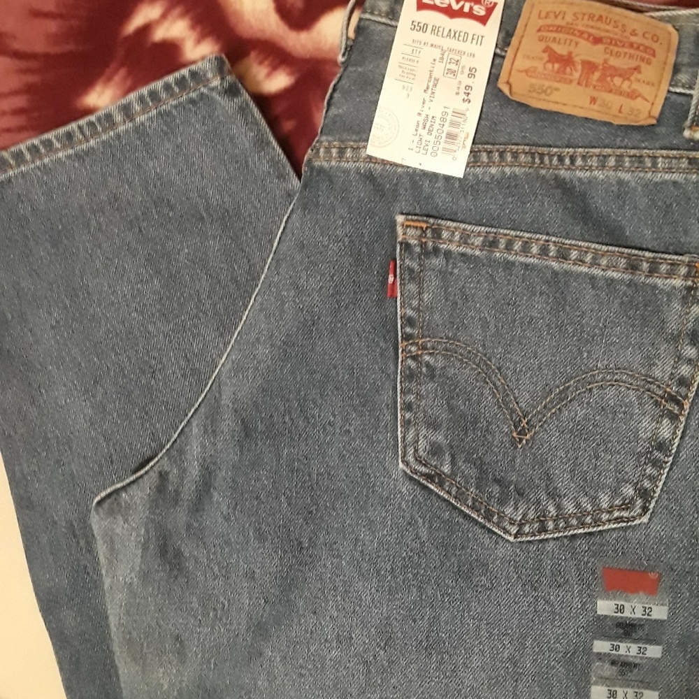 Levi's 550 Relaxed Fit jeans